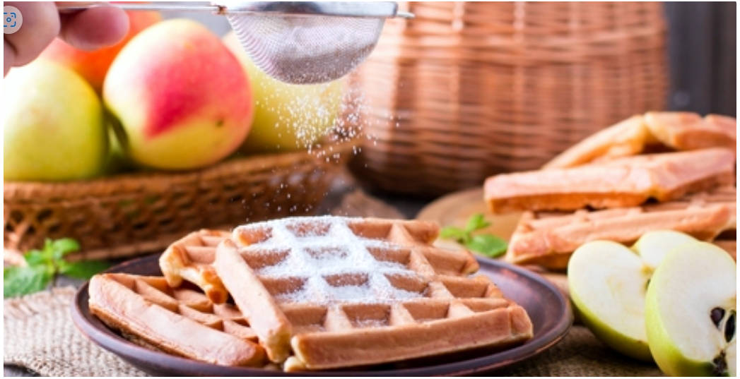 Яблочные вафли в вафельнице