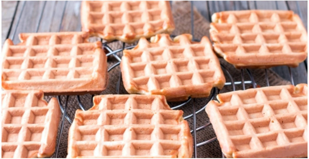 Яблочные вафли в вафельнице