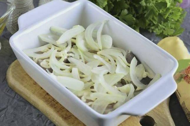 Хек с сыром в духовке