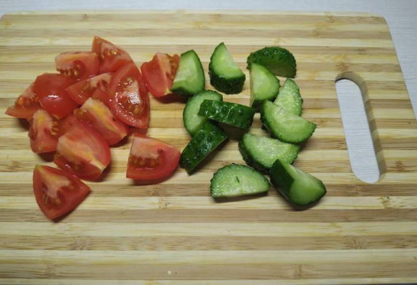 Греческий салат с терияки