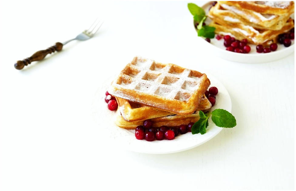 Сладкие вафли в вафельнице