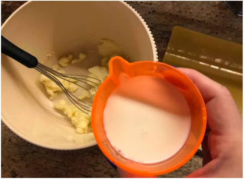 Сладкие вафли в вафельнице