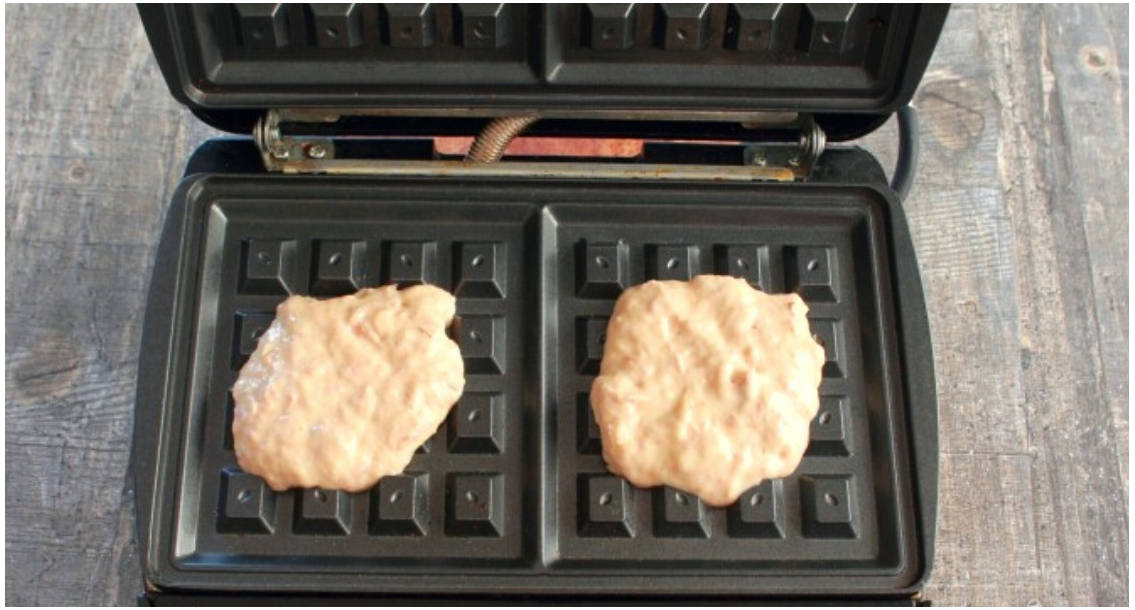 Закусочные вафли в вафельнице