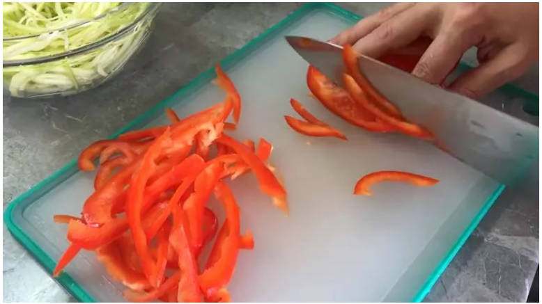 Горячий салат с мясом