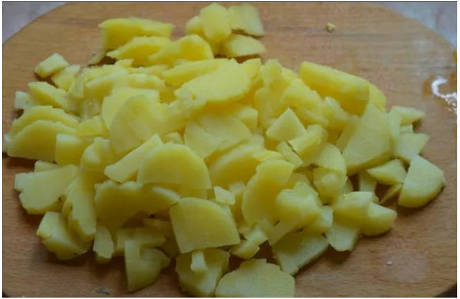 Салат «Боярыня» с маринованными опятами