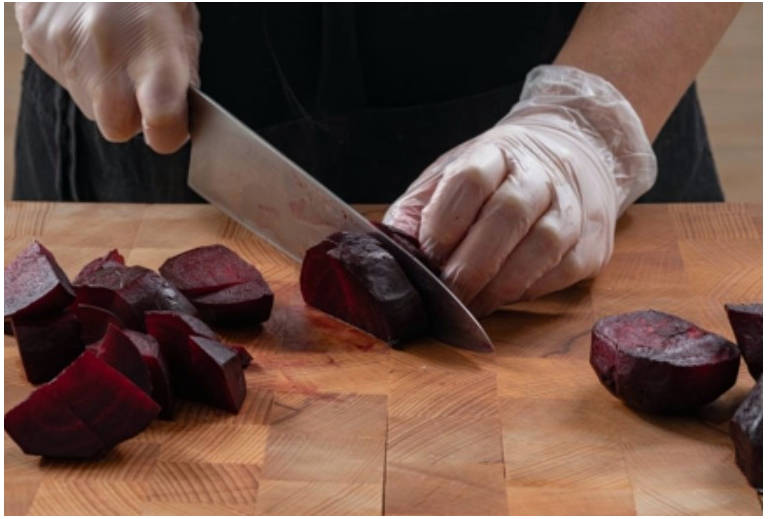 Свекольные вафли в вафельнице