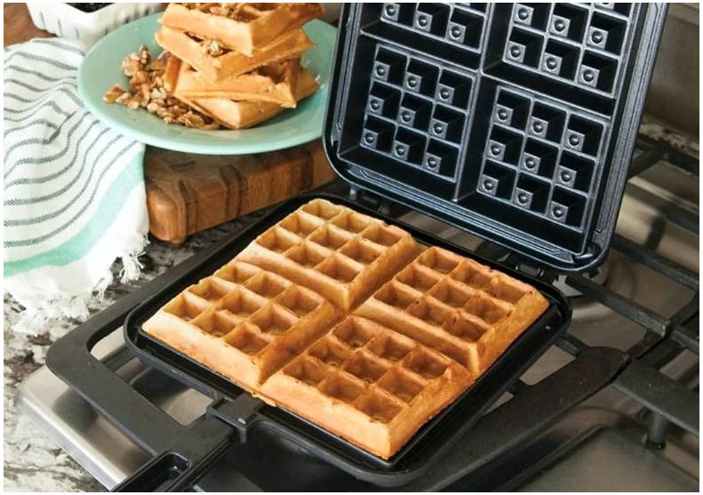 Вафли на сметане в вафельнице