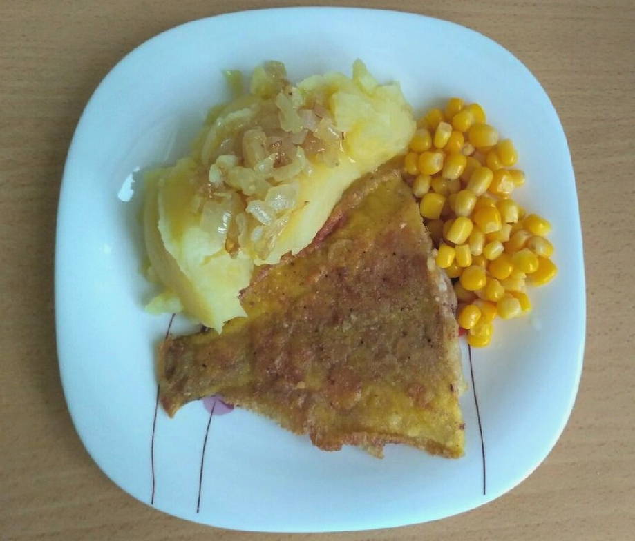 Жареная камбала в муке на сковороде