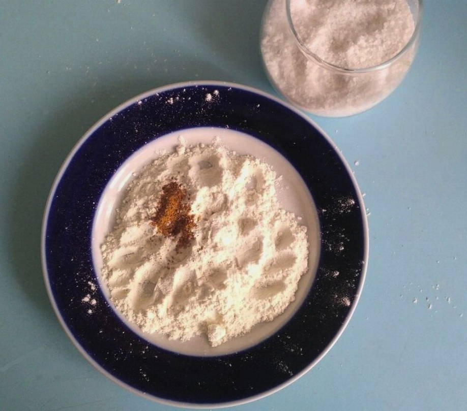 Жареная камбала в муке на сковороде