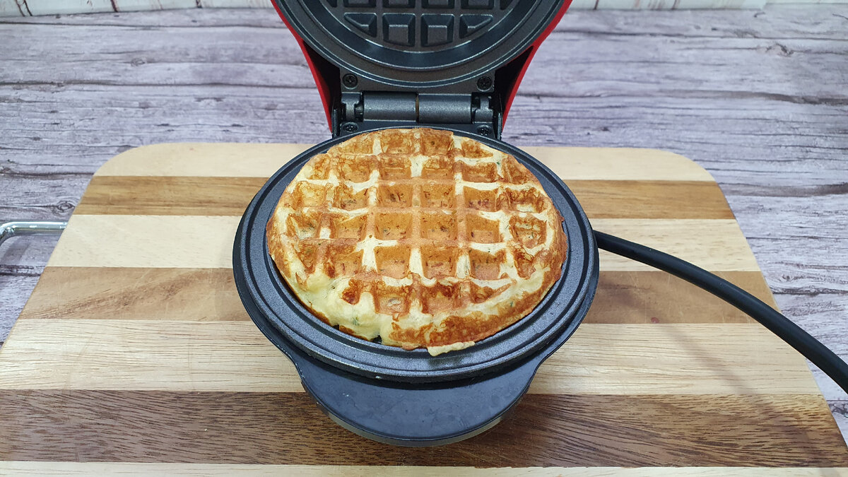 Вафли из куриной грудки в вафельнице