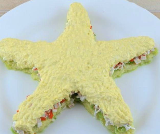 Крабовый салат с красной рыбой