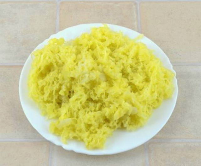 Крабовый салат с красной рыбой