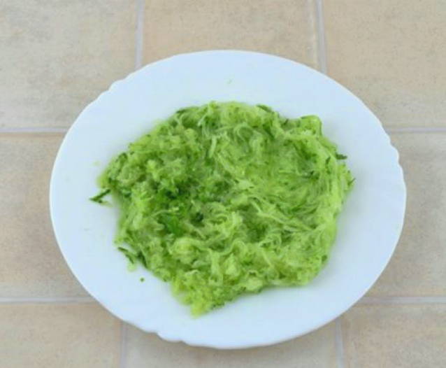 Крабовый салат с красной рыбой