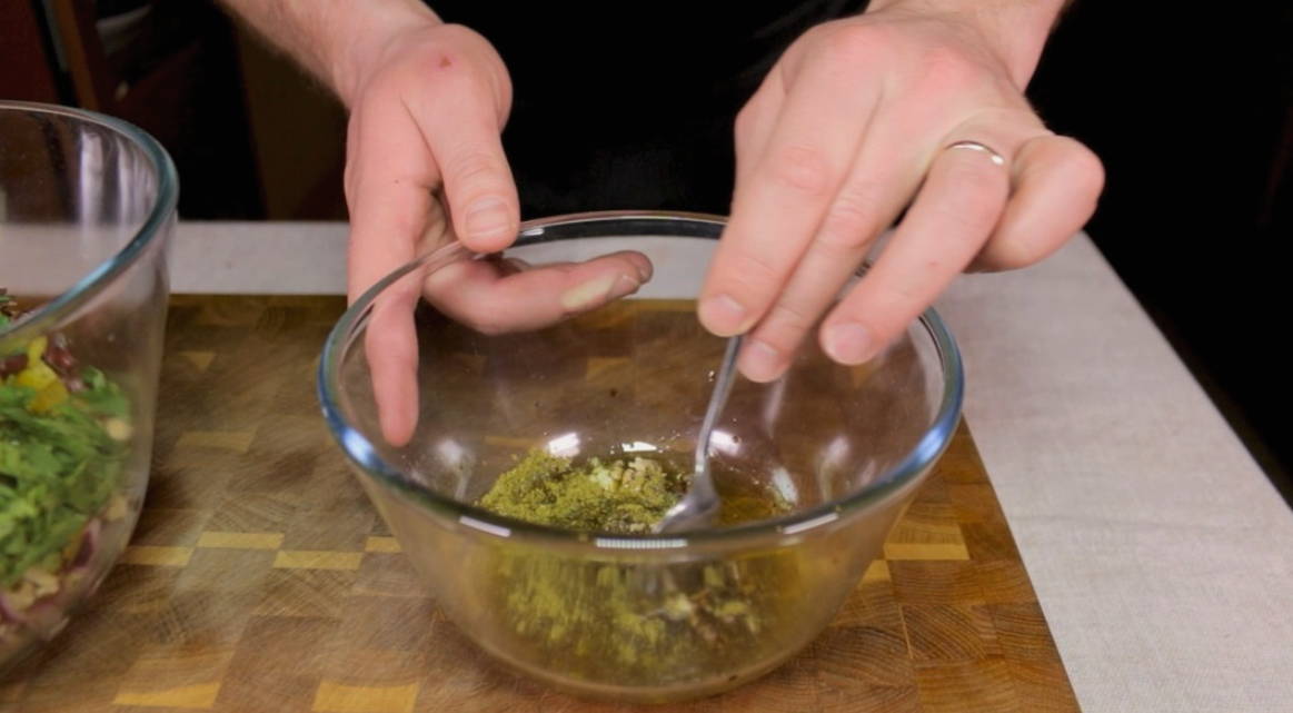 Грузинский салат «Тбилиси» с говядиной