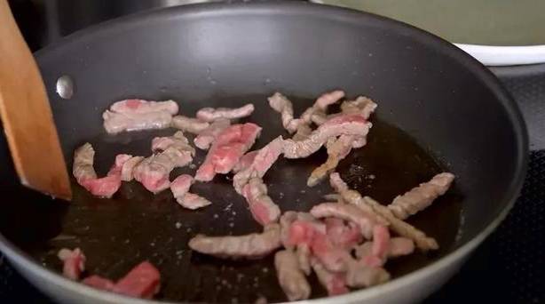 Корейский салат из картофеля с мясом