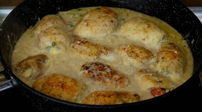 Куриные рулетики с сыром и зеленью