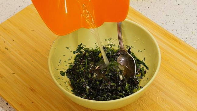 Итальянский салат с макаронами и колбасой