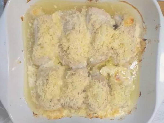 Куриные рулетики с начинкой в духовке