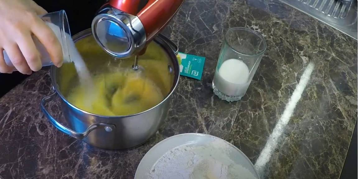Вафли в советской вафельнице на газу