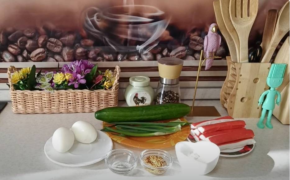 Крабовый салат с греческим йогуртом