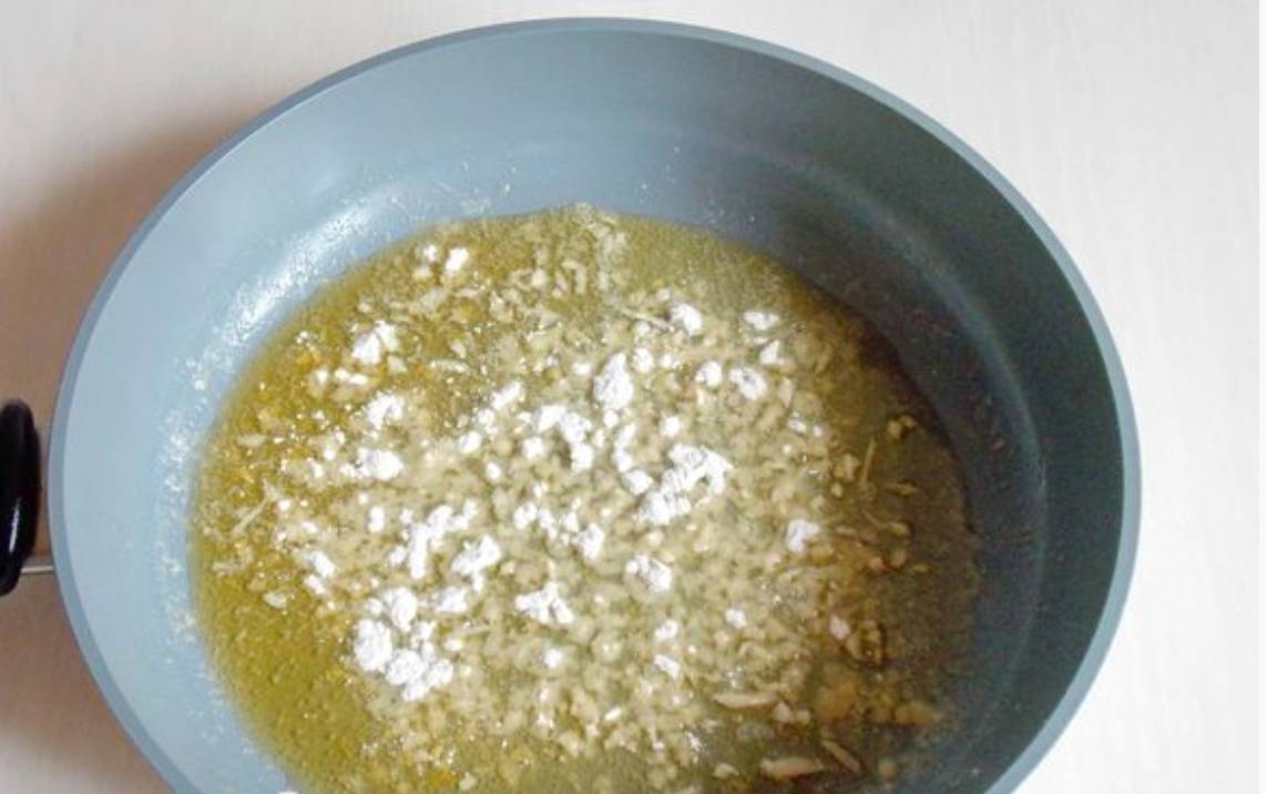 Форель с овощами и картофелем в духовке