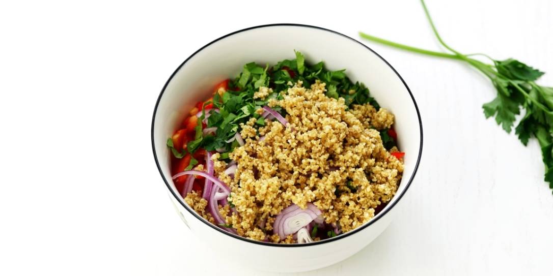 Грузинский салат с фасолью и говядиной