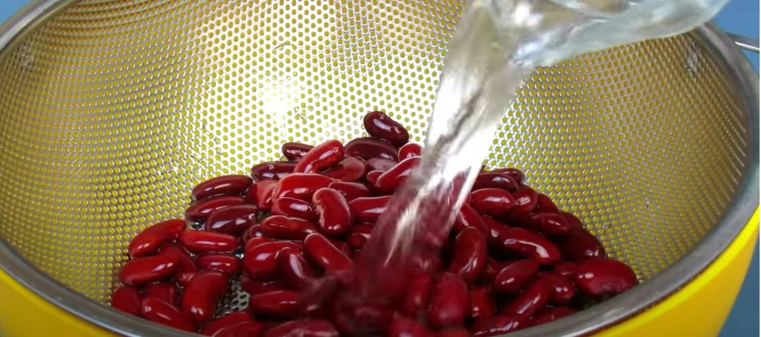 Грузинский салат с фасолью без мяса