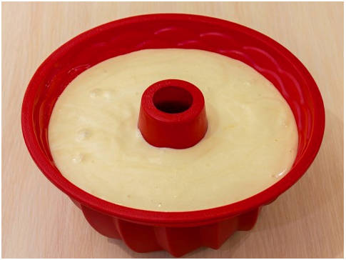 Шарлотка из 5 яиц с яблоками