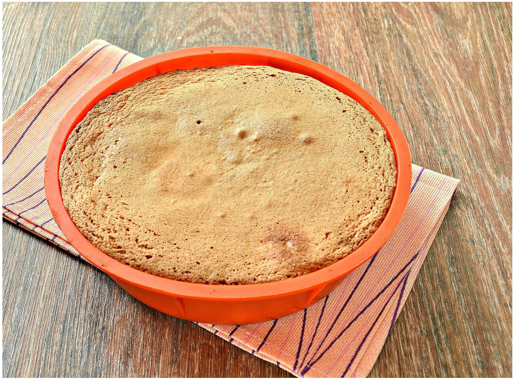 Заливная шарлотка с яблоками в духовке
