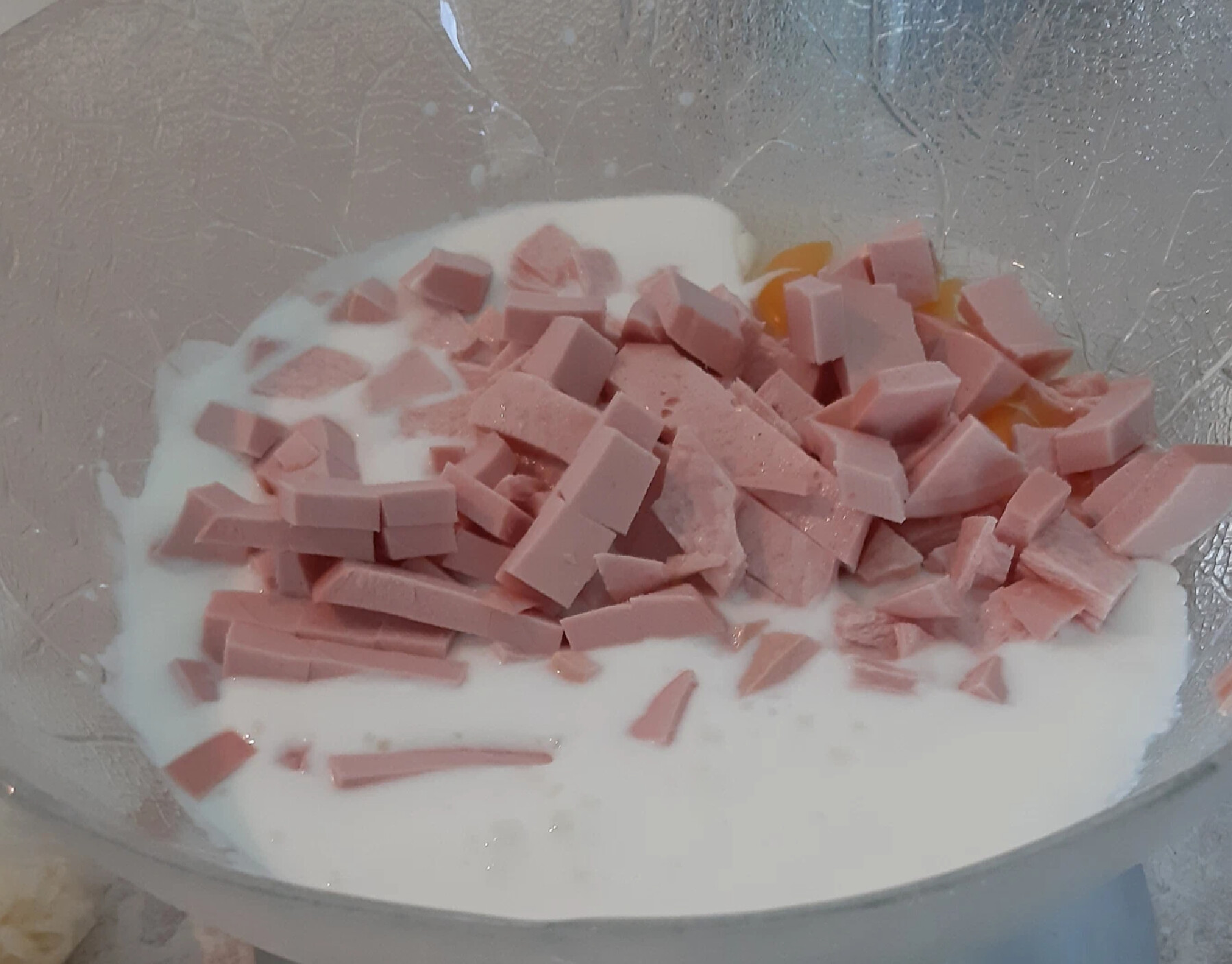 Вафли с сыром и колбасой в вафельнице
