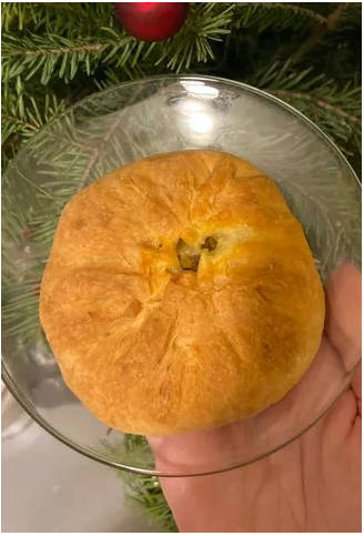 Пирожки с тыквой, рисом и изюмом