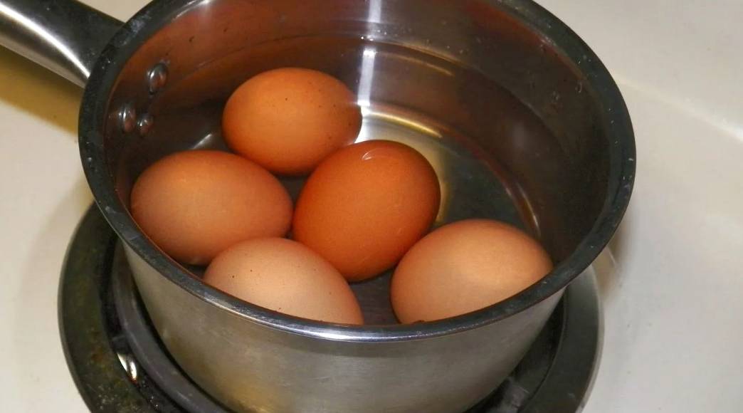 Крабовый салат с пекинской капустой и огурцом