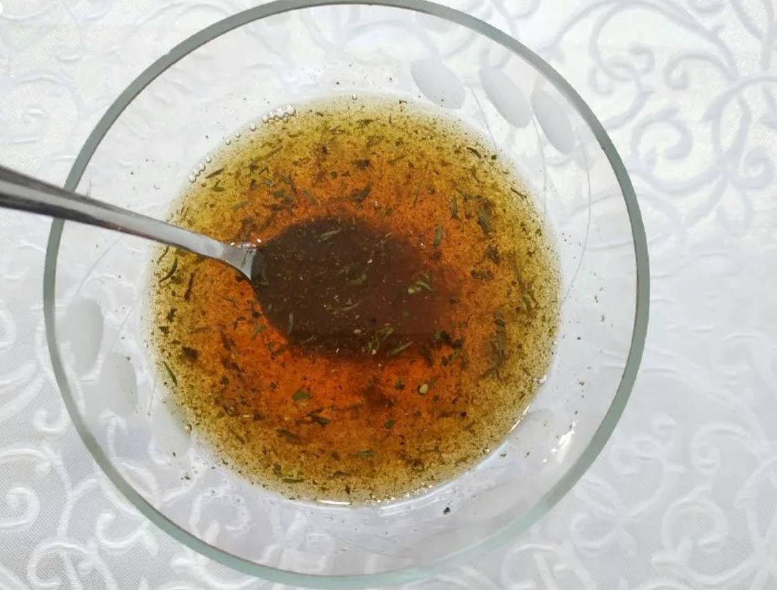 Грузинский салат с говядиной и гранатом