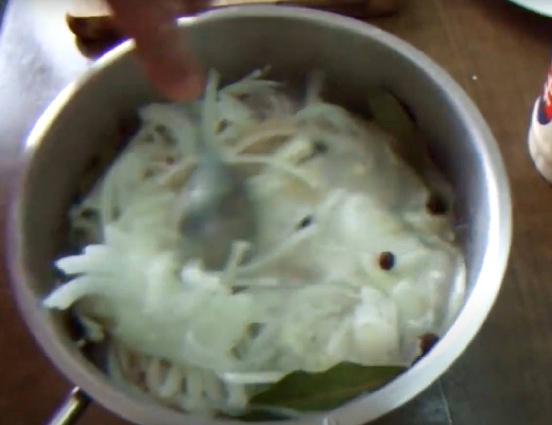 Дальневосточный салат с кальмарами