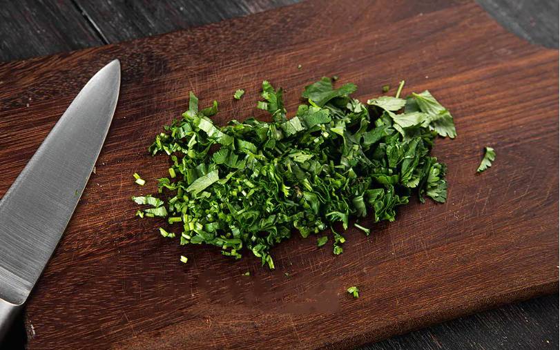 Грузинский салат с говядиной и болгарским перцем без майонеза