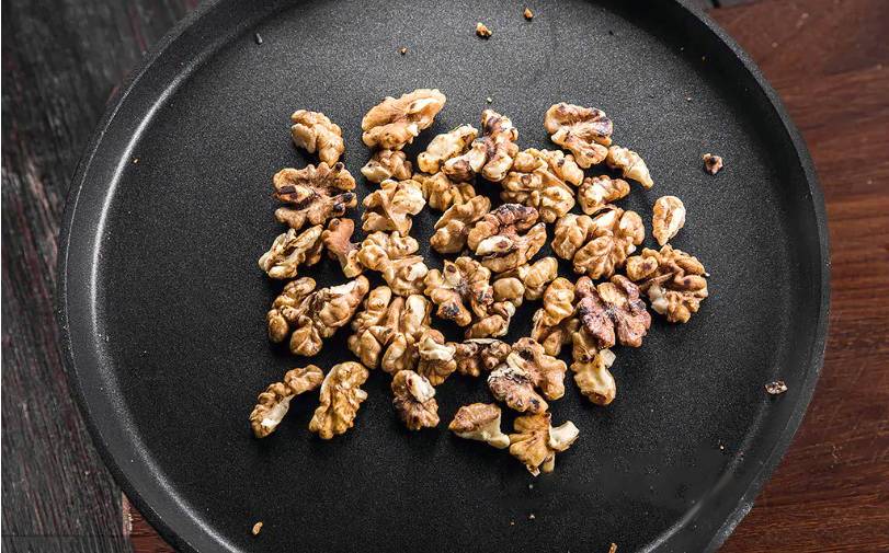 Грузинский салат с говядиной и болгарским перцем без майонеза