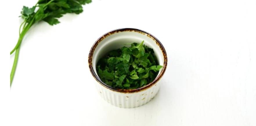 Грузинский салат с говядиной и баклажанами