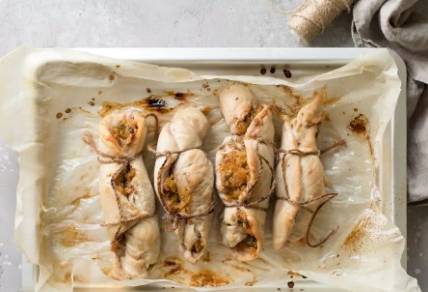 Куриные рулетики с курагой