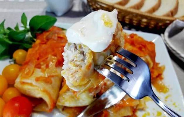 Замороженные голубцы на сковороде