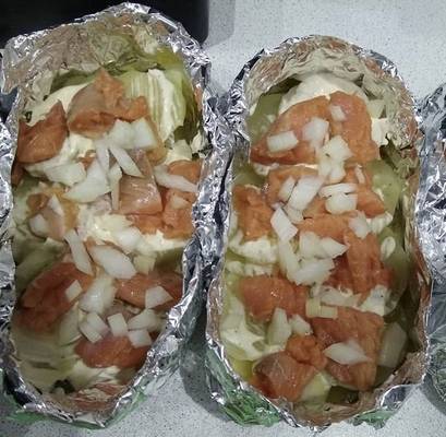 Форель с картошкой в фольге в духовке