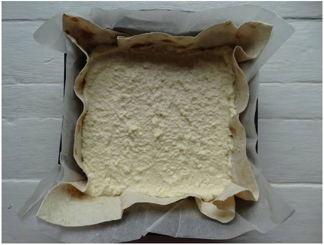 Пирог из лаваша с творогом и яблоками