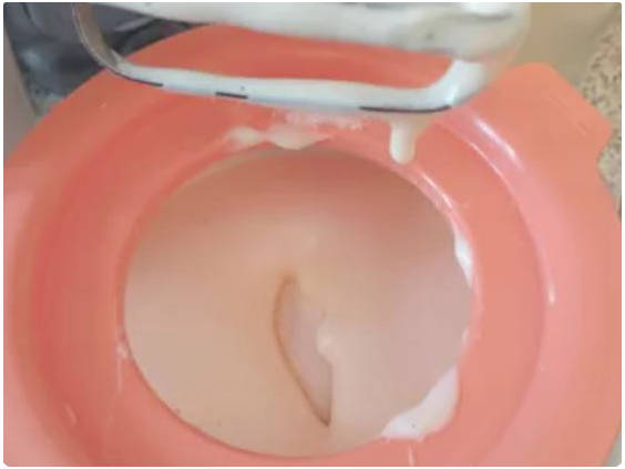 Мягкие вафли с молоком в вафельнице