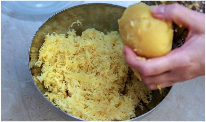 Несладкие вафли на завтрак в вафельнице