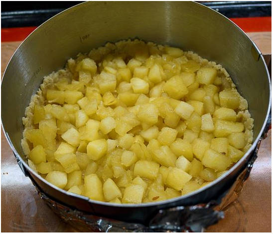 Пирог суфле с яблоками