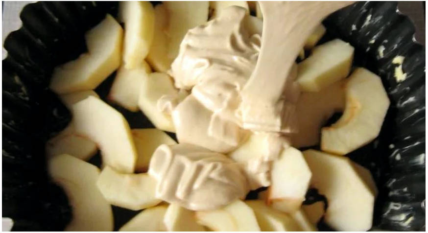 Французская шарлотка с яблоками