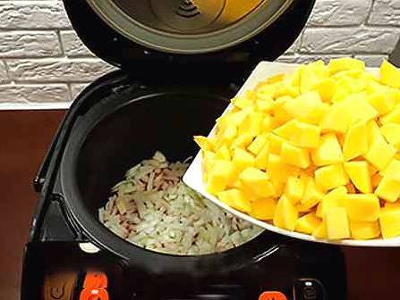 Курица с картошкой в мультиварке Редмонд