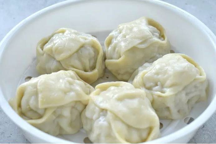Манты в мультиварке Редмонд