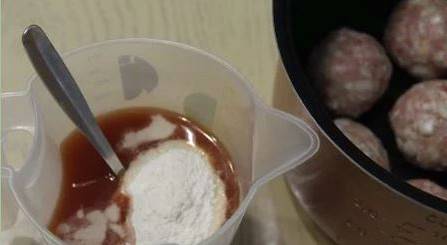 Ленивые голубцы с капустой, рисом и фаршем в мультиварке Редмонд