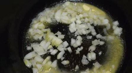 Картошка с мясом в мультиварке Редмонд