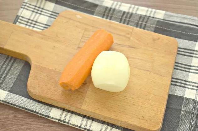 Куриный бульон в мультиварке Редмонд